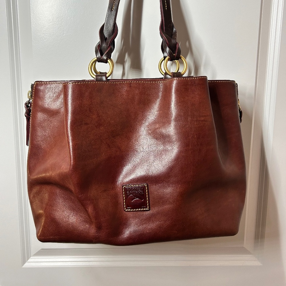 Dooney and Bourke Satchel, Barlow